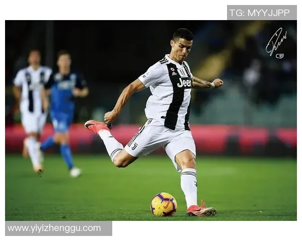 球星贴纸装点墙面足球元素打造独特热血青春运动空间